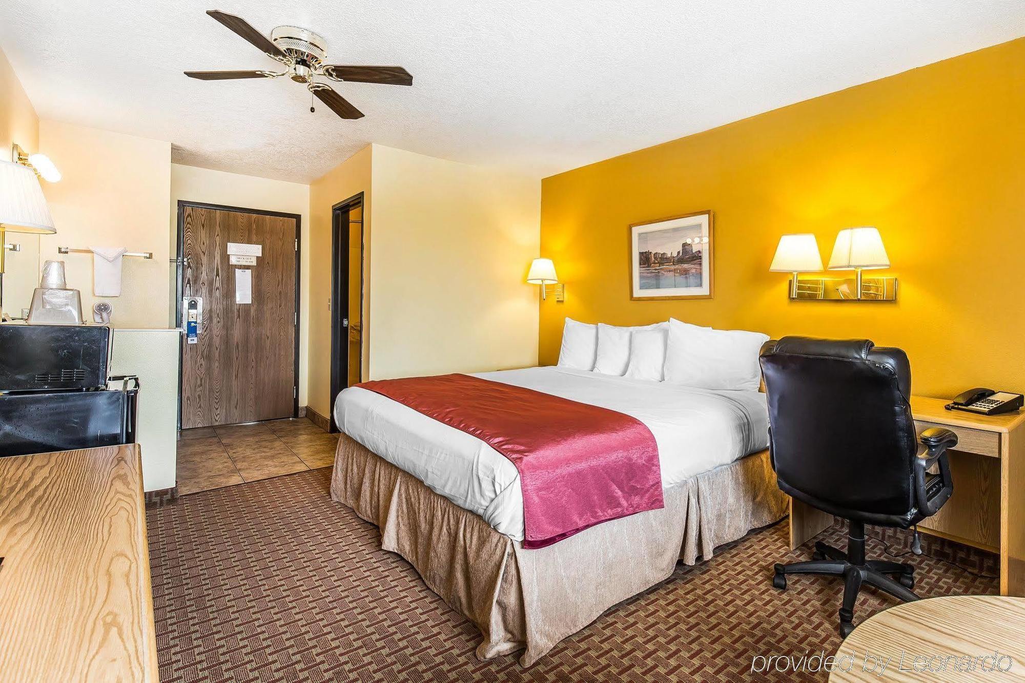 Rodeway Inn & Suites Monticello Εξωτερικό φωτογραφία